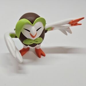Pokemon Dartrix Articulated Wings TOMY Figure Nintendo